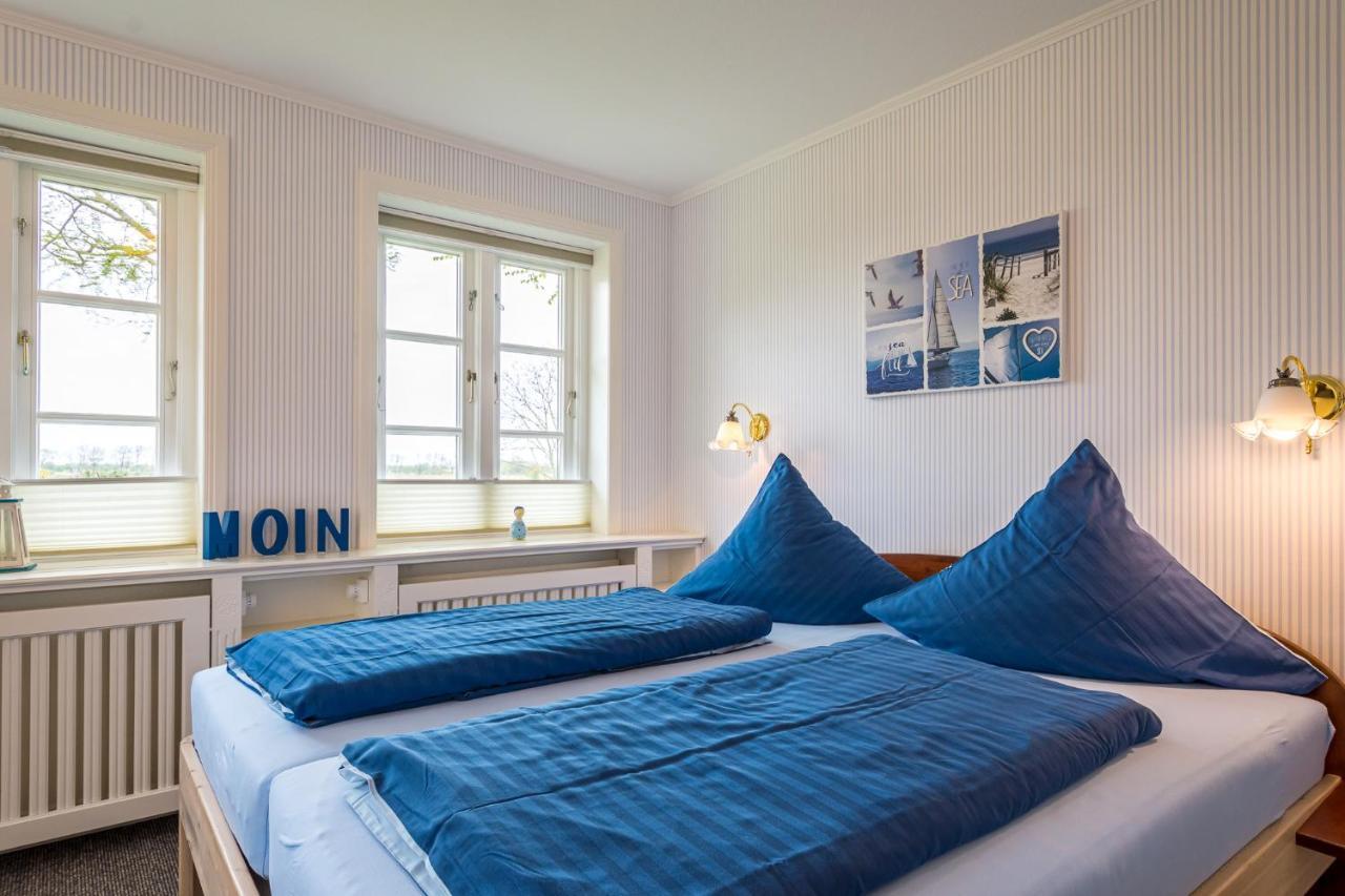 Inselhotel Arfsten Wyk auf Föhr Extérieur photo
