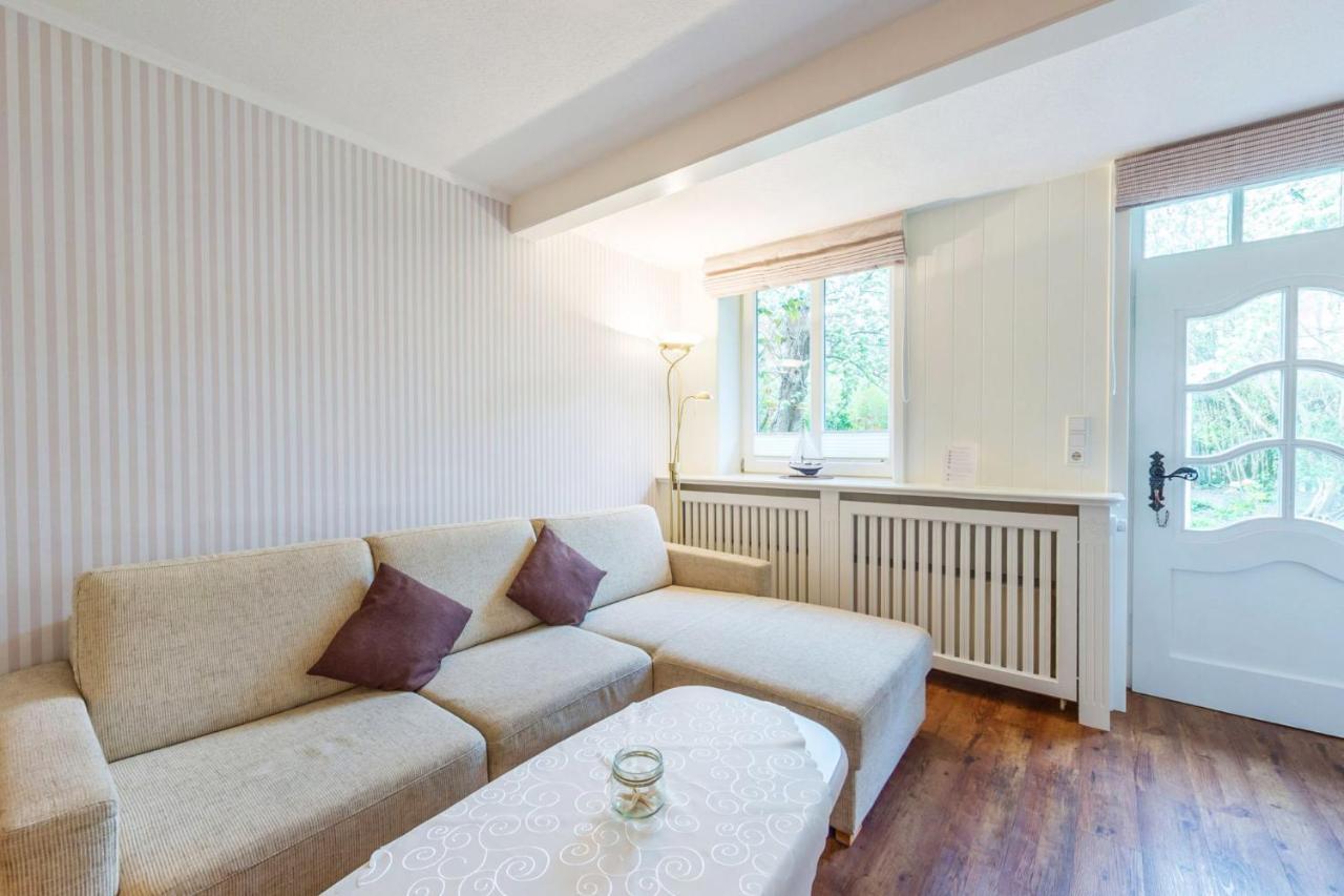 Inselhotel Arfsten Wyk auf Föhr Extérieur photo