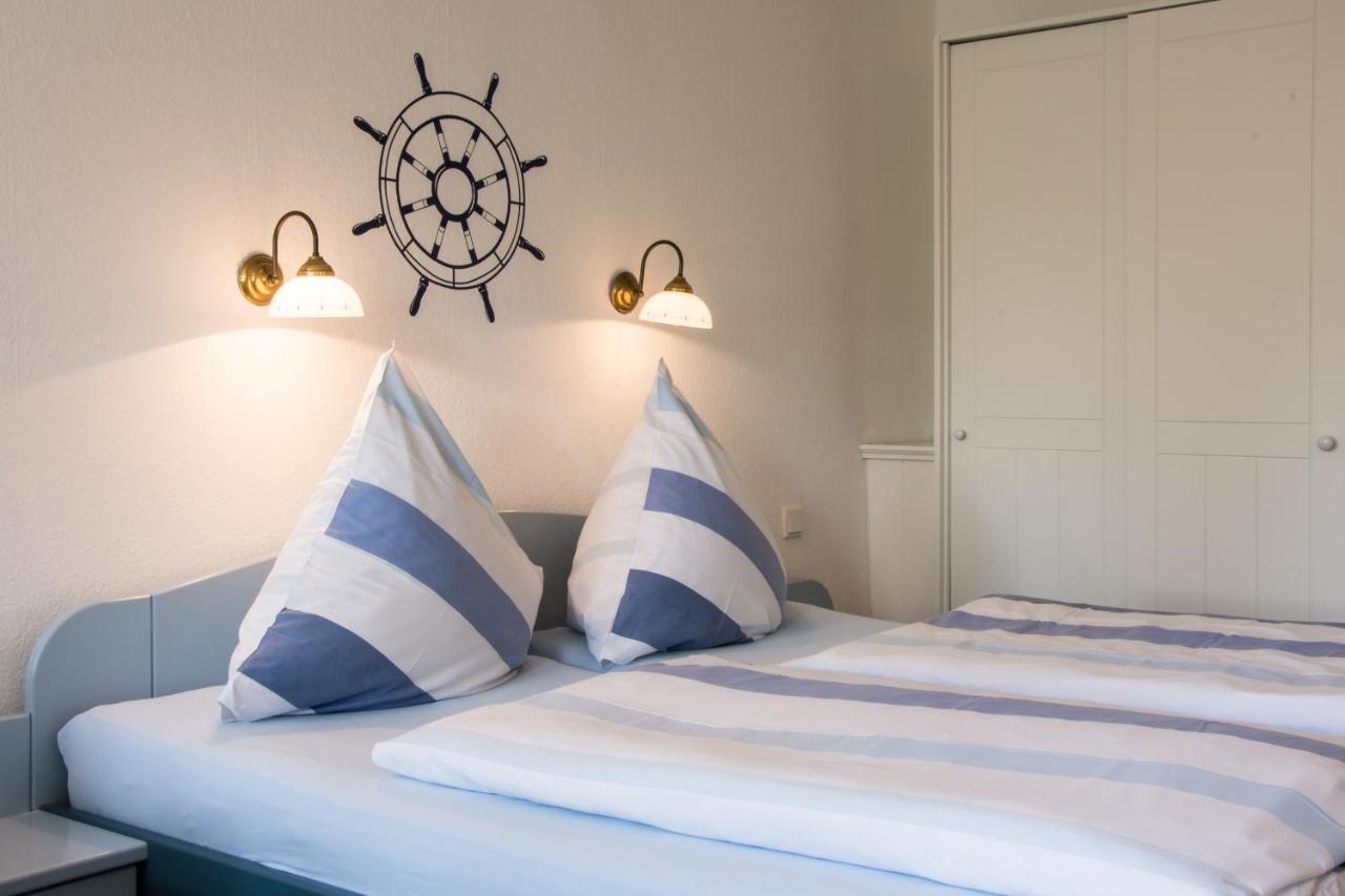 Inselhotel Arfsten Wyk auf Föhr Extérieur photo