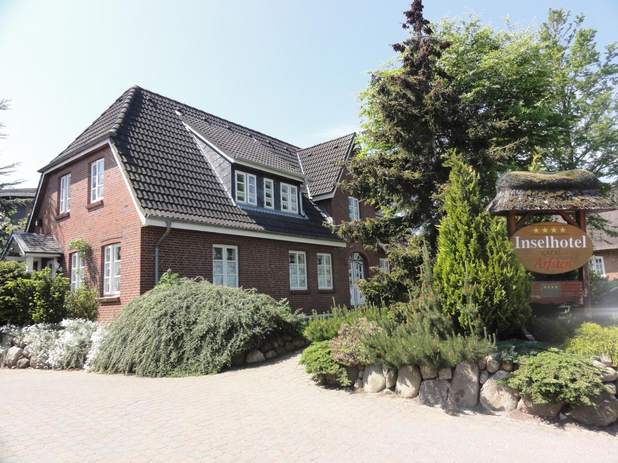 Inselhotel Arfsten Wyk auf Föhr Extérieur photo